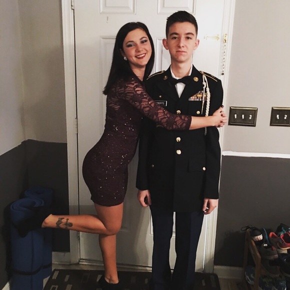 Meet your Posher, Sierra - Picture 6 of 12